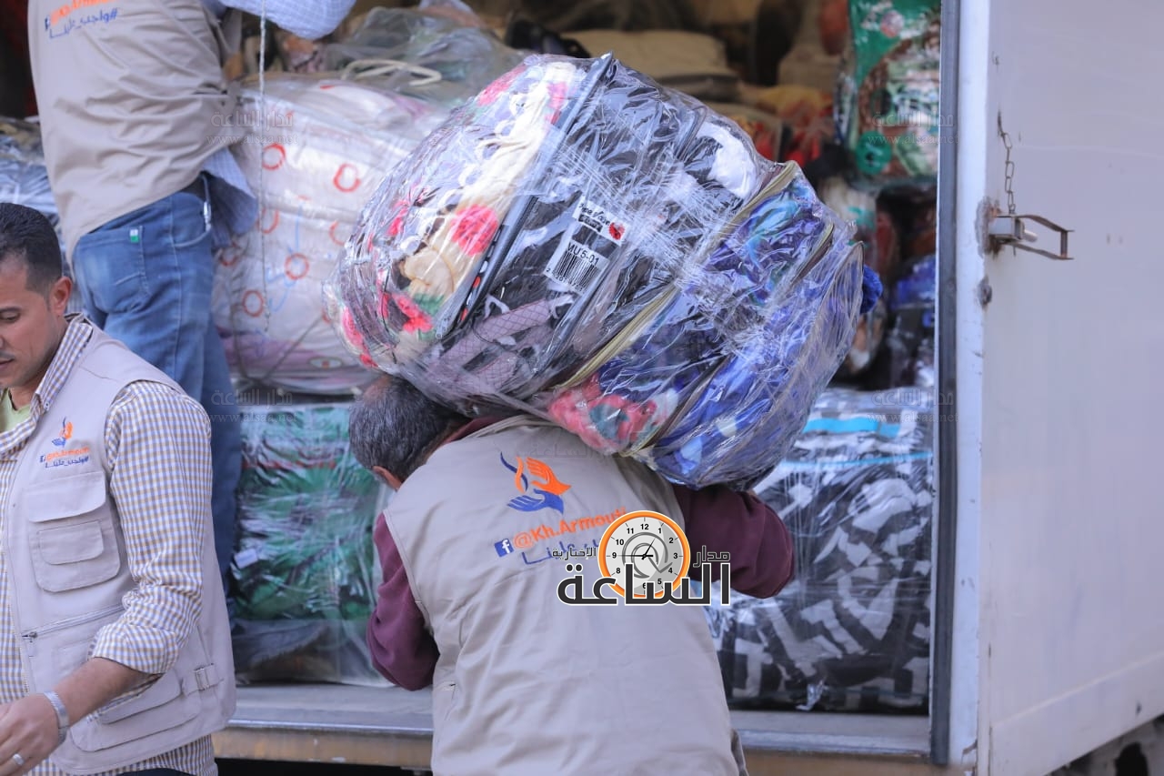 Madar Al-Saa Images 0.2523499234347317