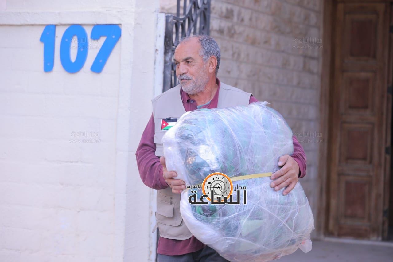 Madar Al-Saa Images 0.41140711671338037