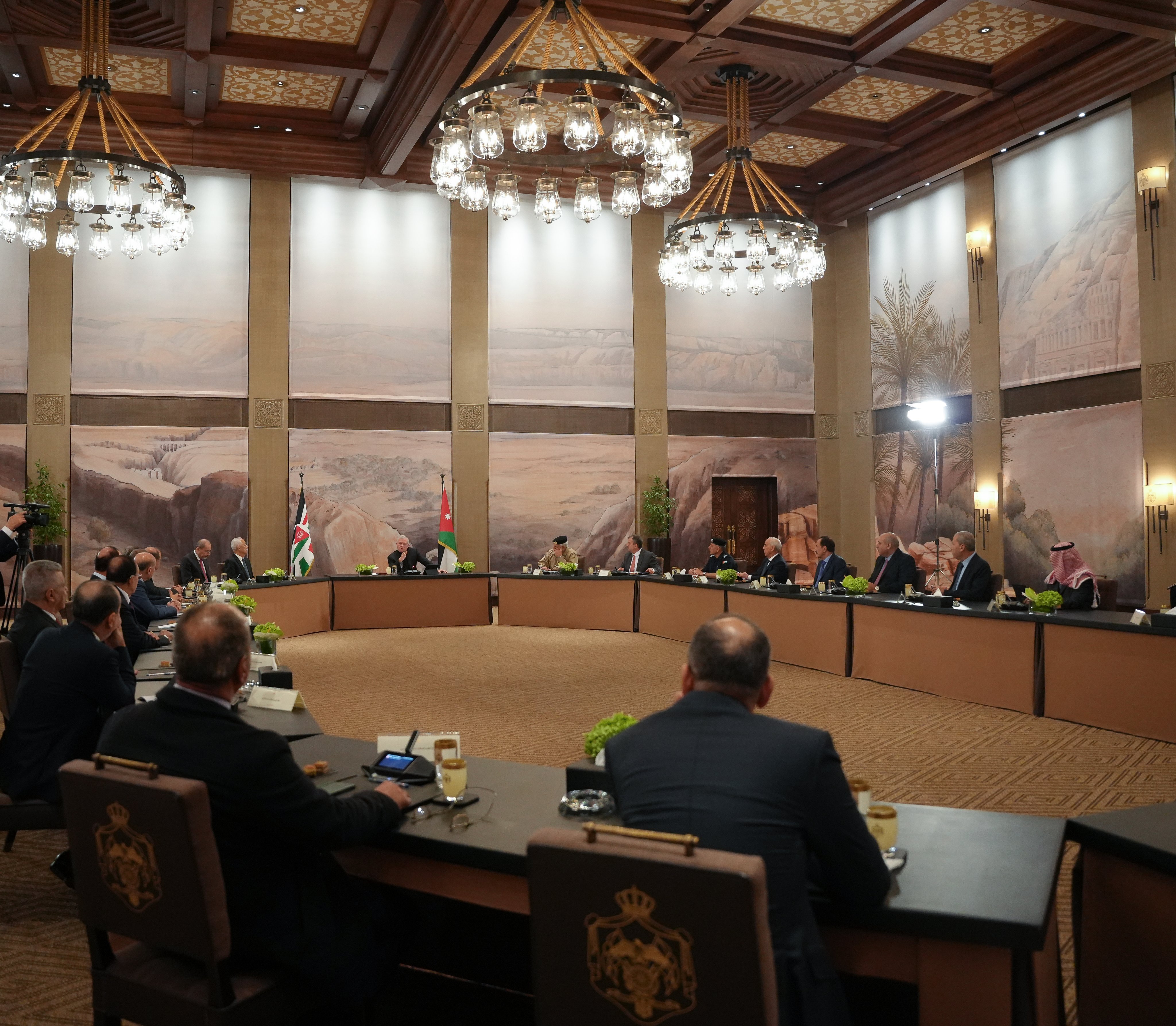 Madar Al-Saa Images 0.23052354313841827