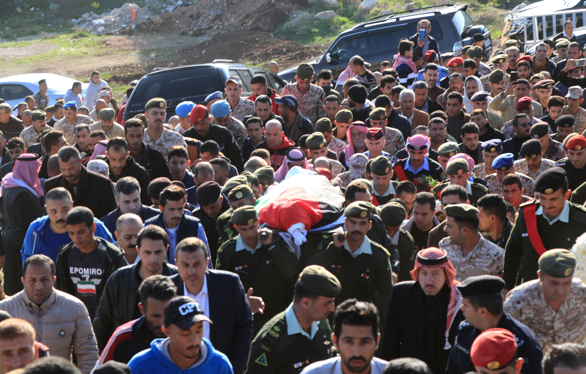 Madar Al-Saa Images 0.24191212708959675