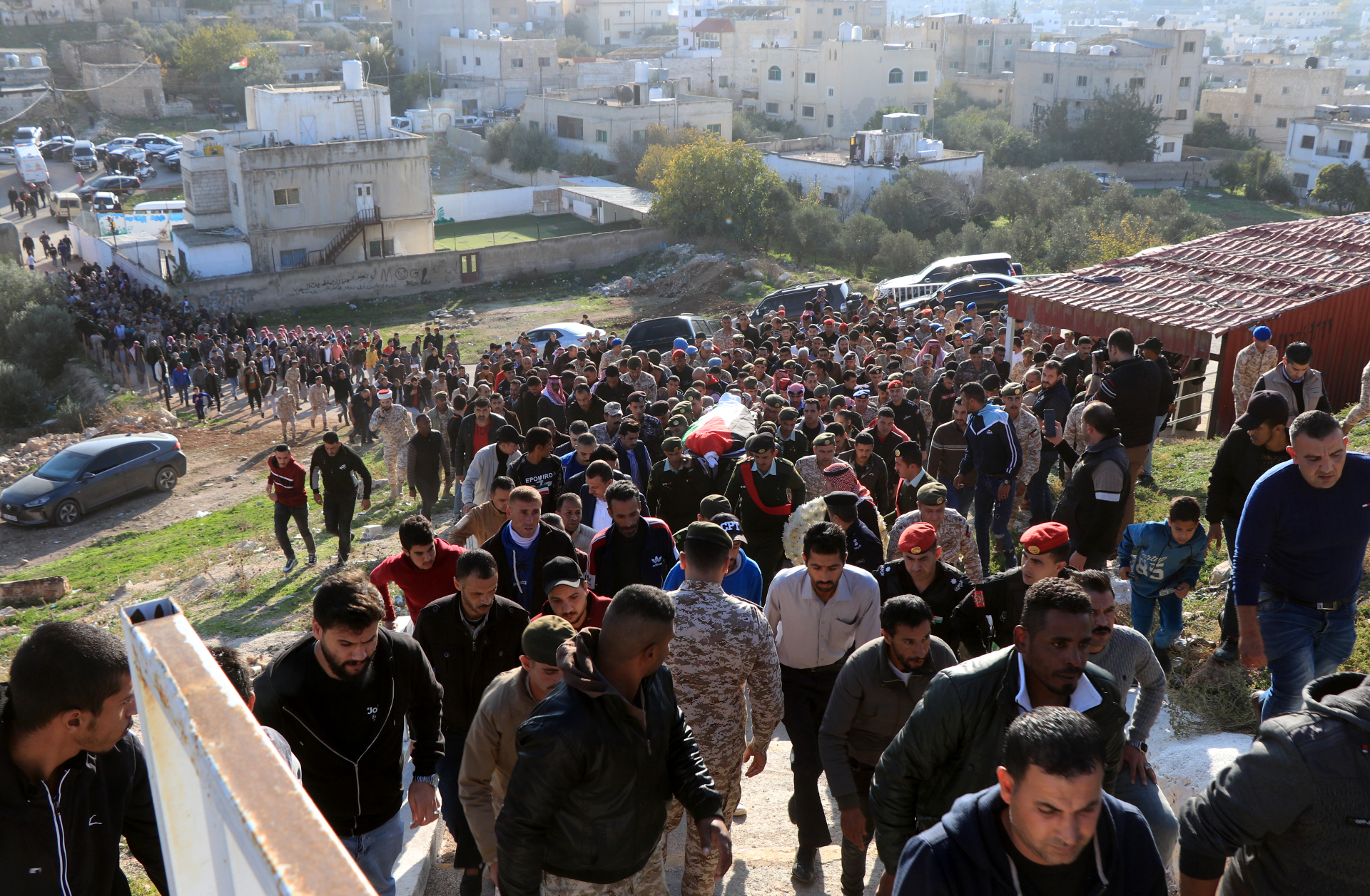 Madar Al-Saa Images 0.25513802908928906