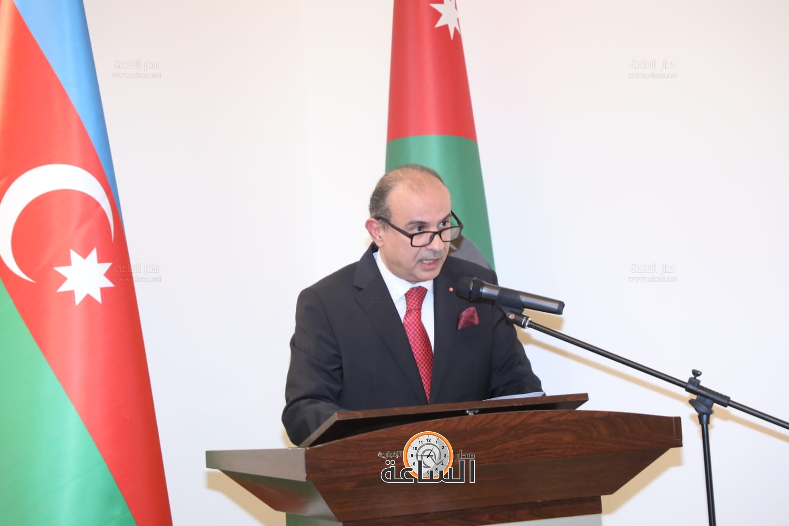 Madar Al-Saa Images 0.644410954759624