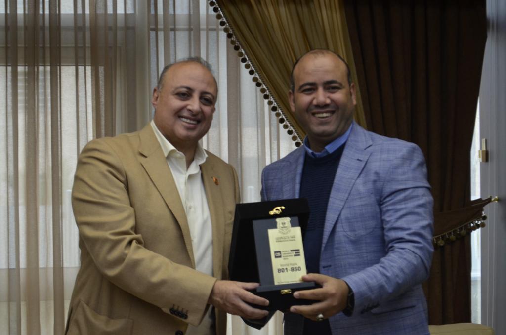 Madar Al-Saa Images 0.17752791434196125