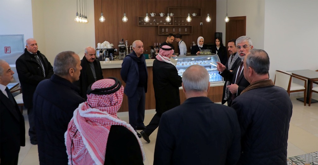 Madar Al-Saa Images 0.21626640502408212