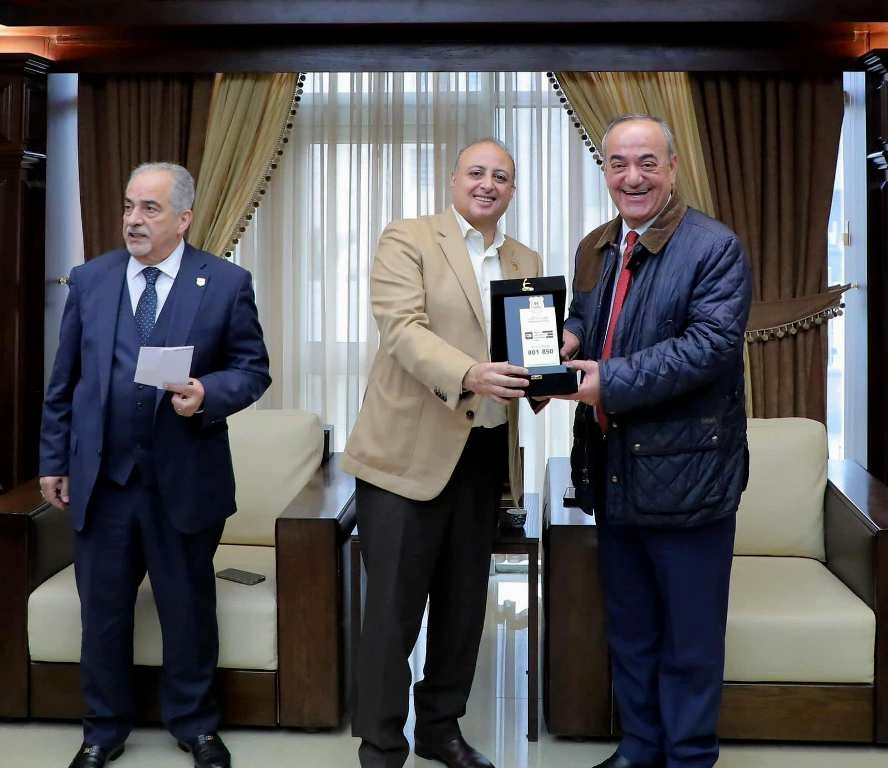 Madar Al-Saa Images 0.09273785697237558