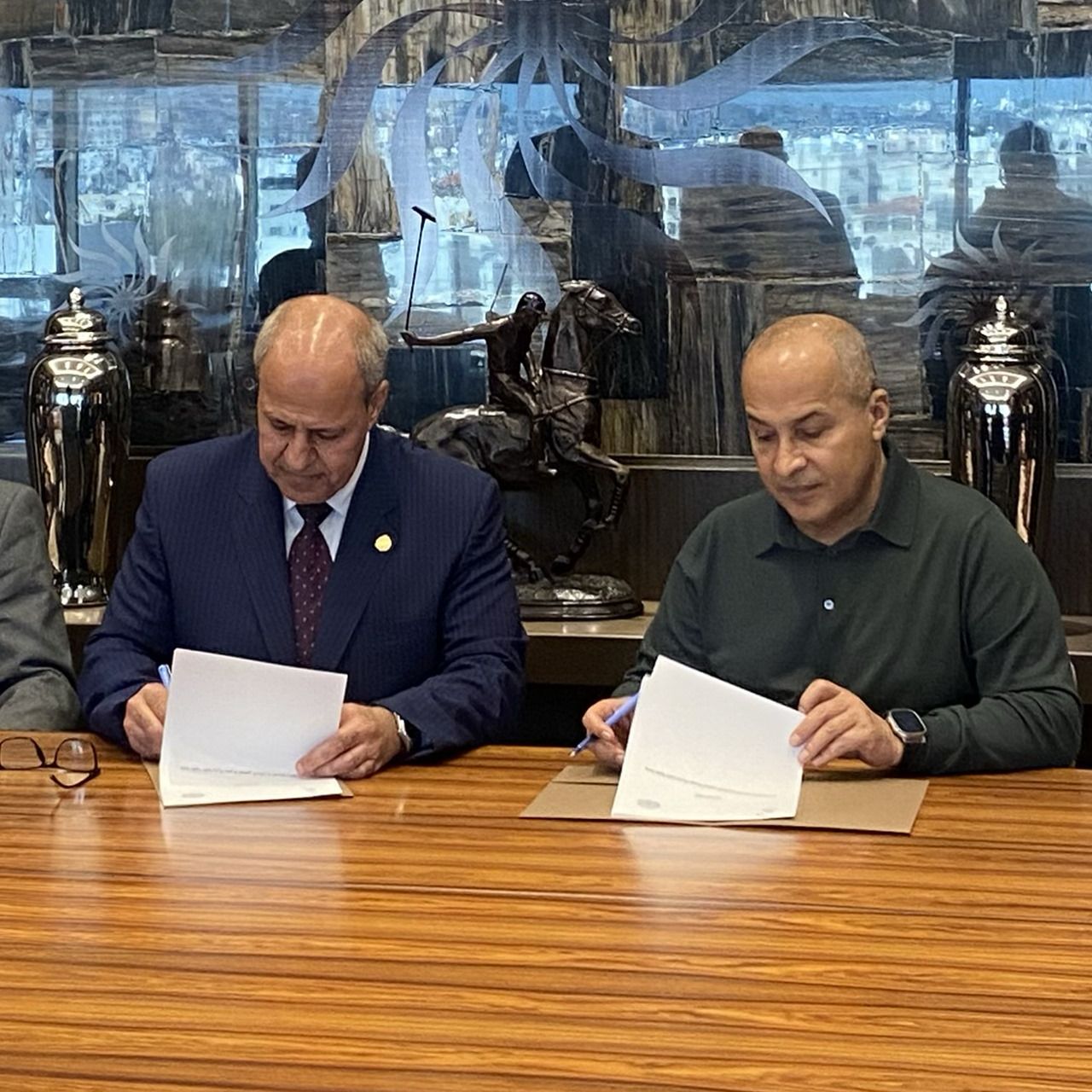 Madar Al-Saa Images 0.34892979487772613