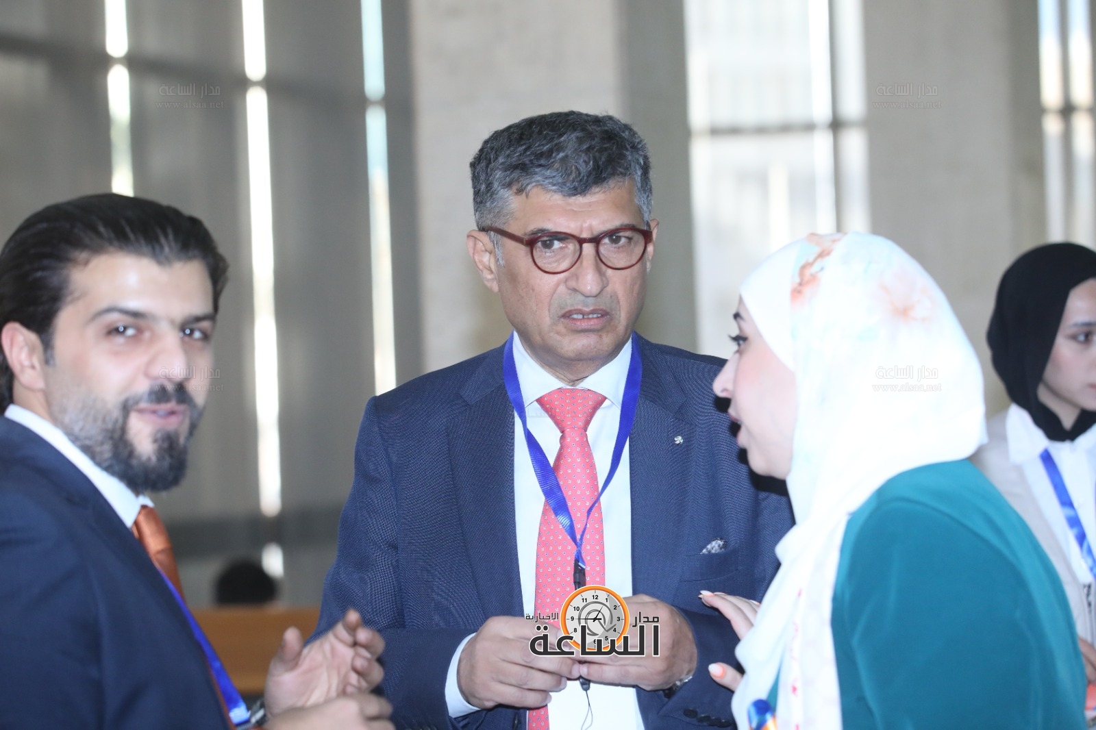 Madar Al-Saa Images 0.41566795726075667