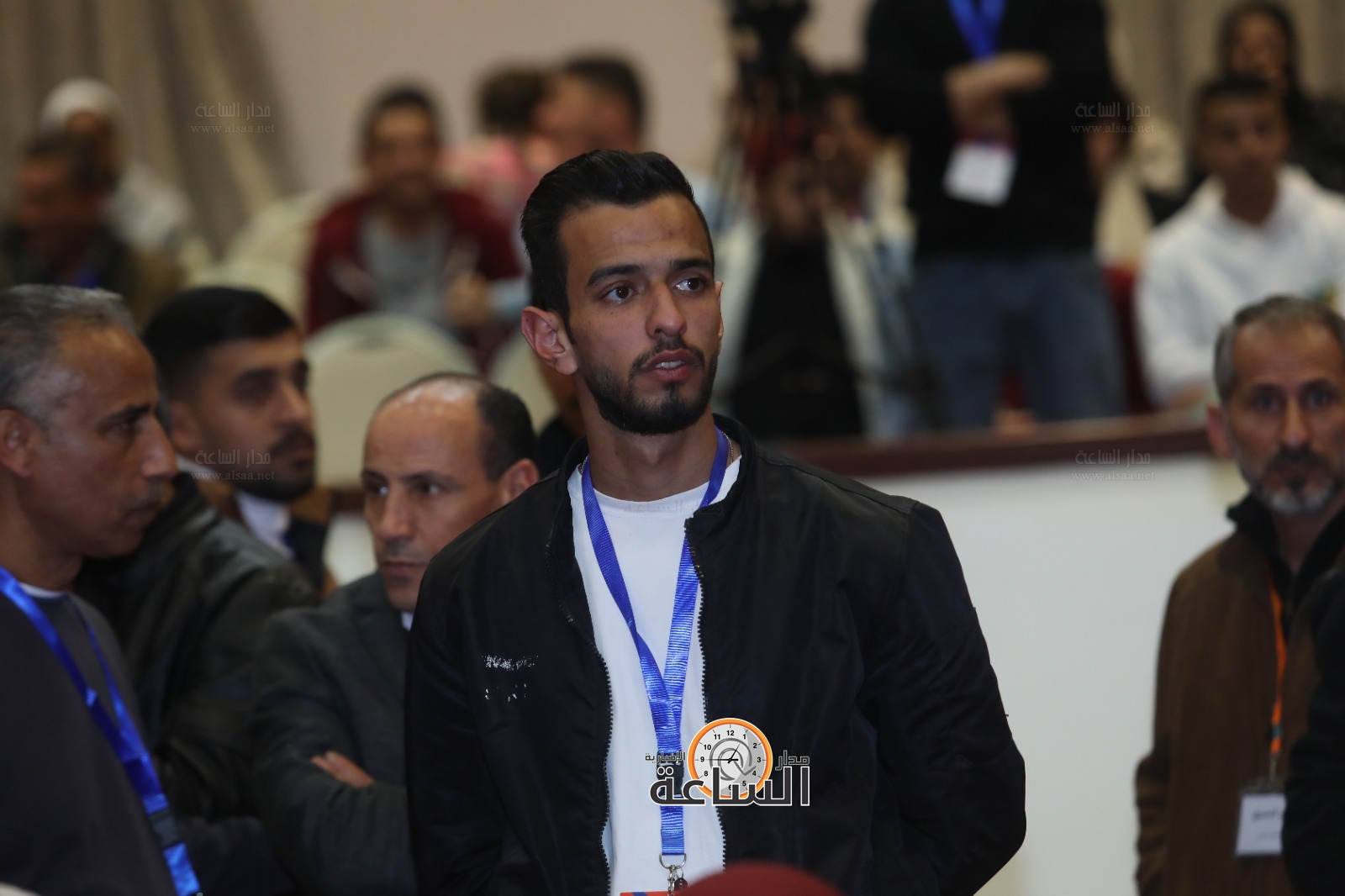 Madar Al-Saa Images 0.4466888402874867