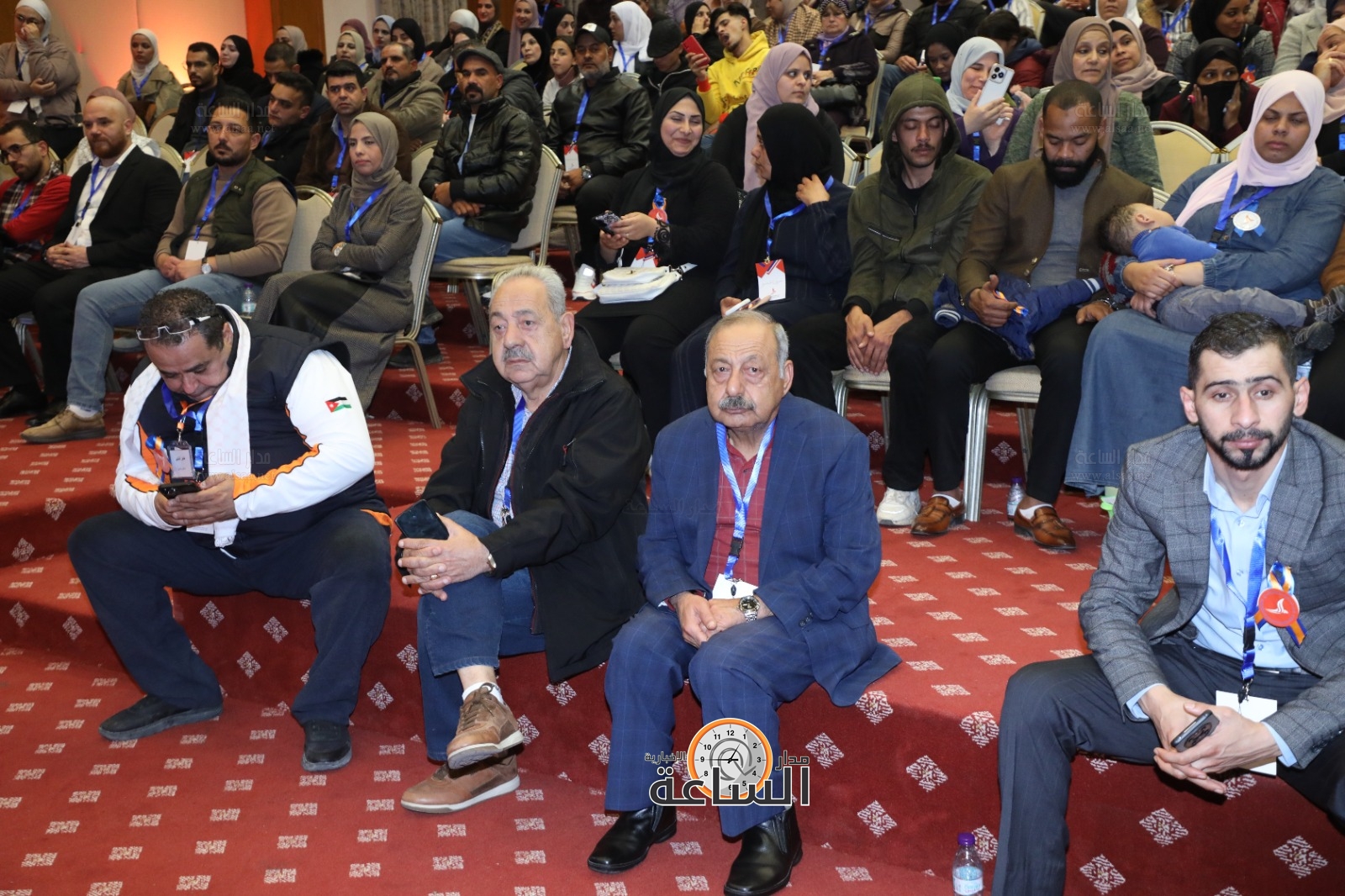 Madar Al-Saa Images 0.5717334297323529