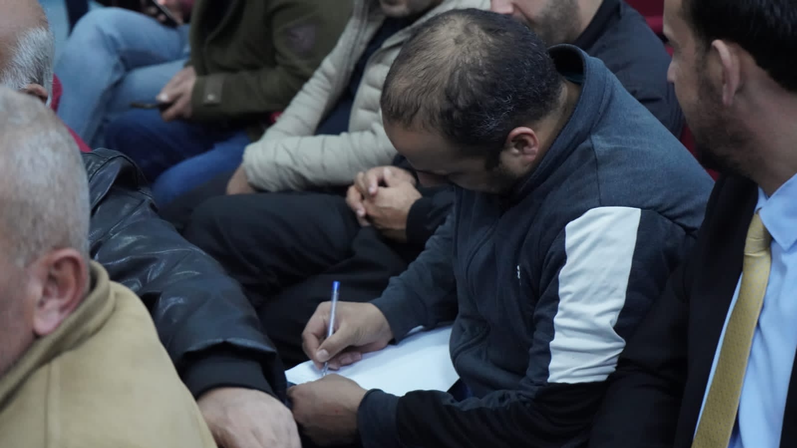 Madar Al-Saa Images 0.6773548863899068