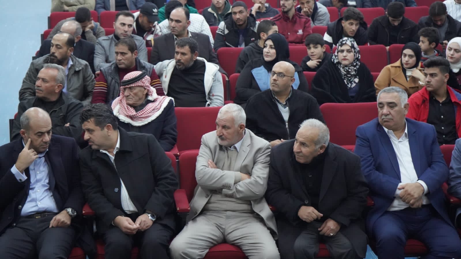 Madar Al-Saa Images 0.6846970362814968