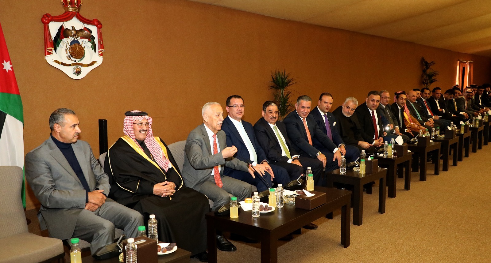 Madar Al-Saa Images 0.9217213380785063