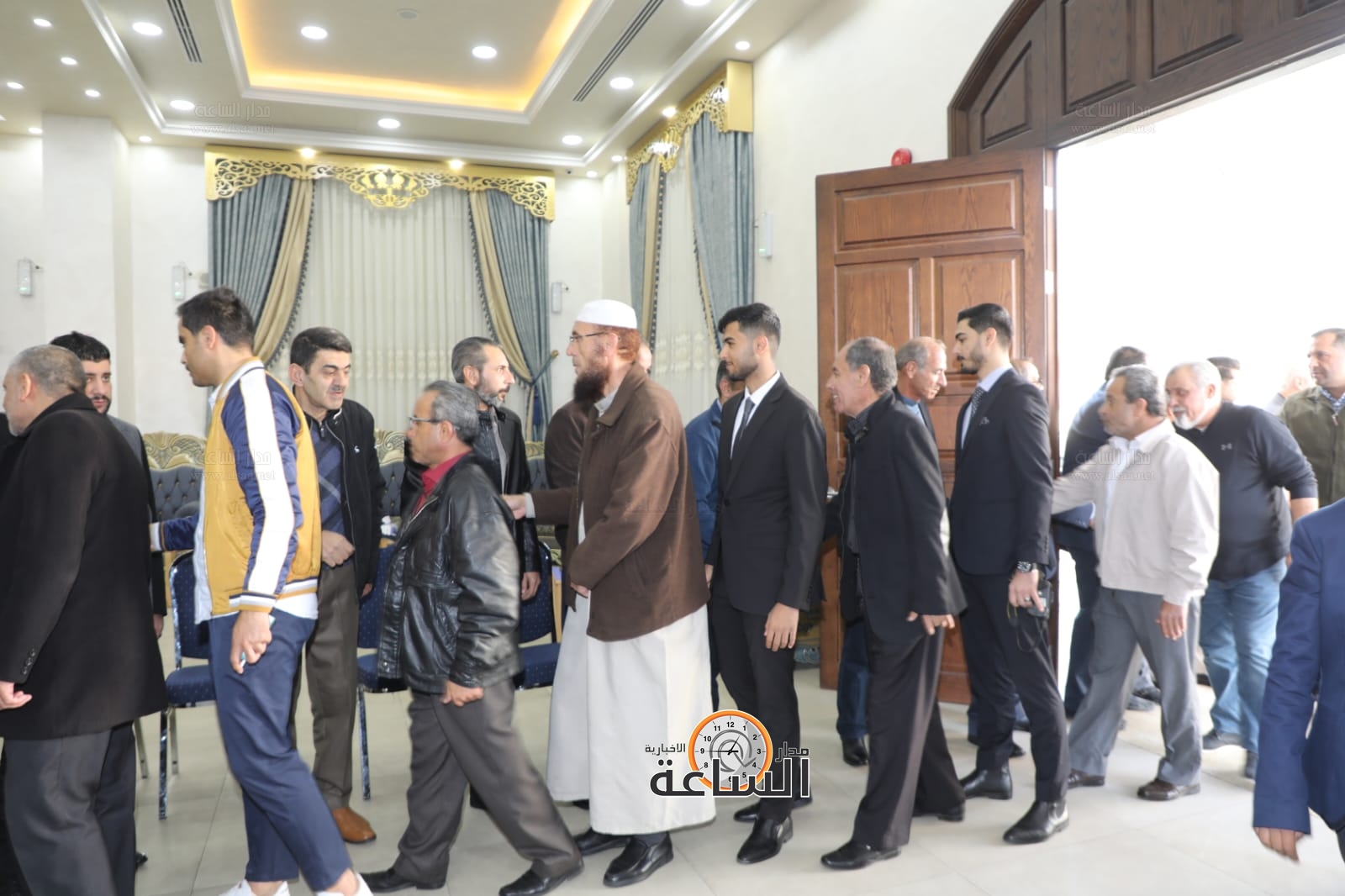 Madar Al-Saa Images 0.17979996607846016