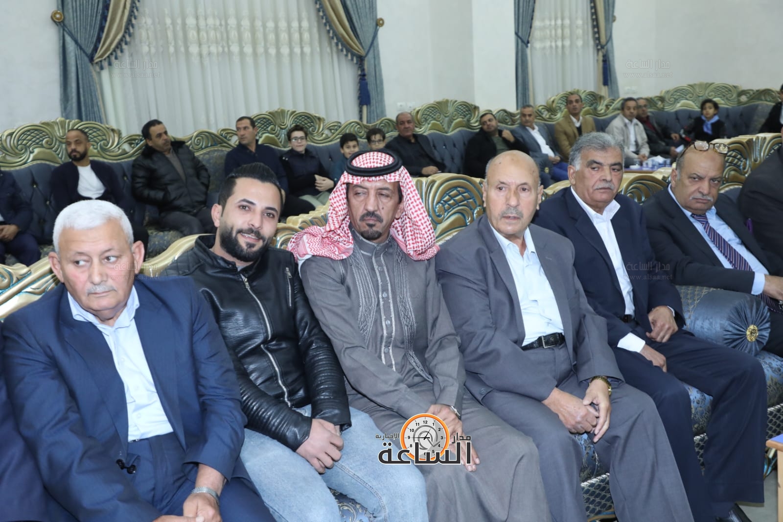 Madar Al-Saa Images 0.6497505363448013