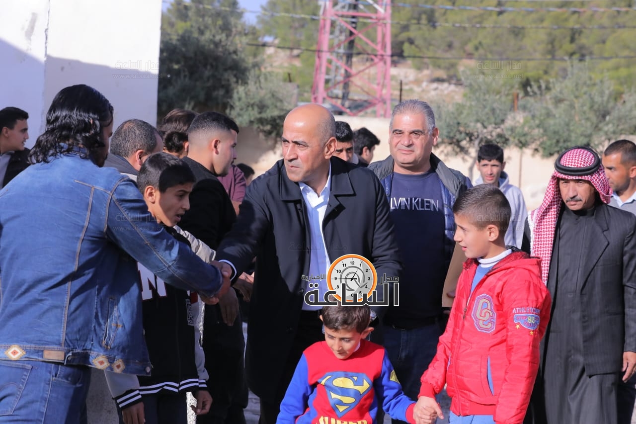 Madar Al-Saa Images 0.6982975415173984