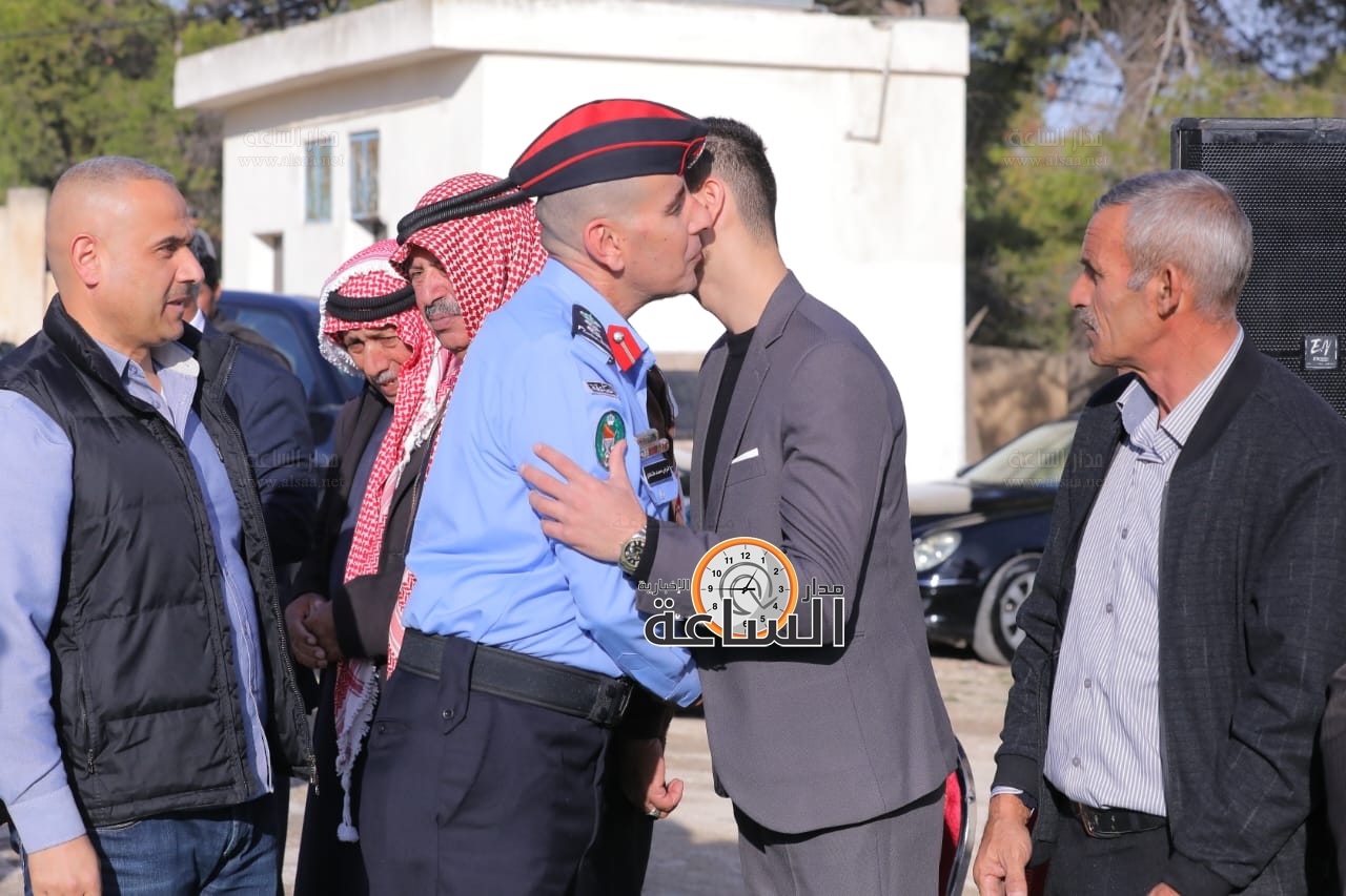 Madar Al-Saa Images 0.8988379283660854