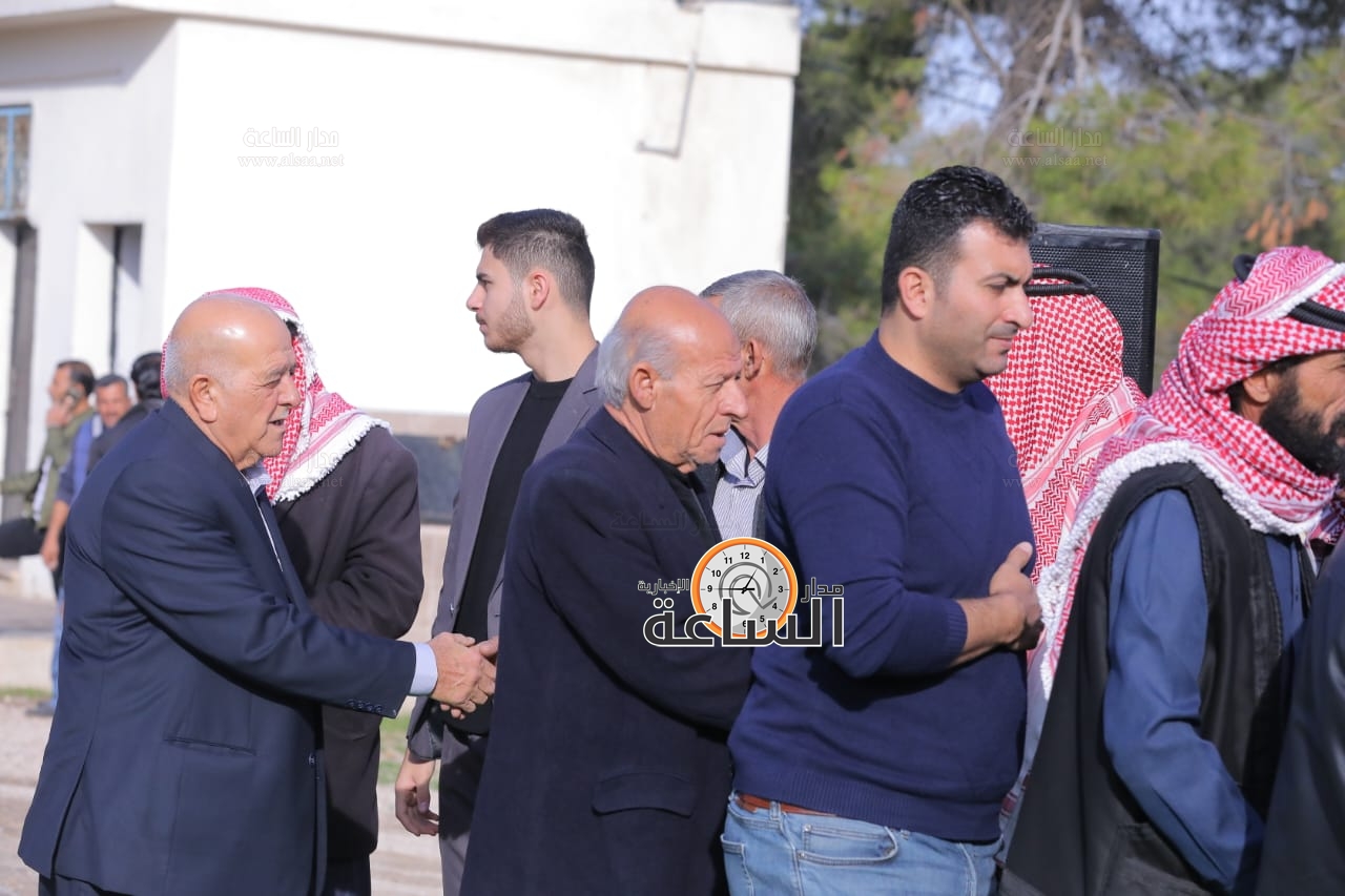 Madar Al-Saa Images 0.5587857339150237