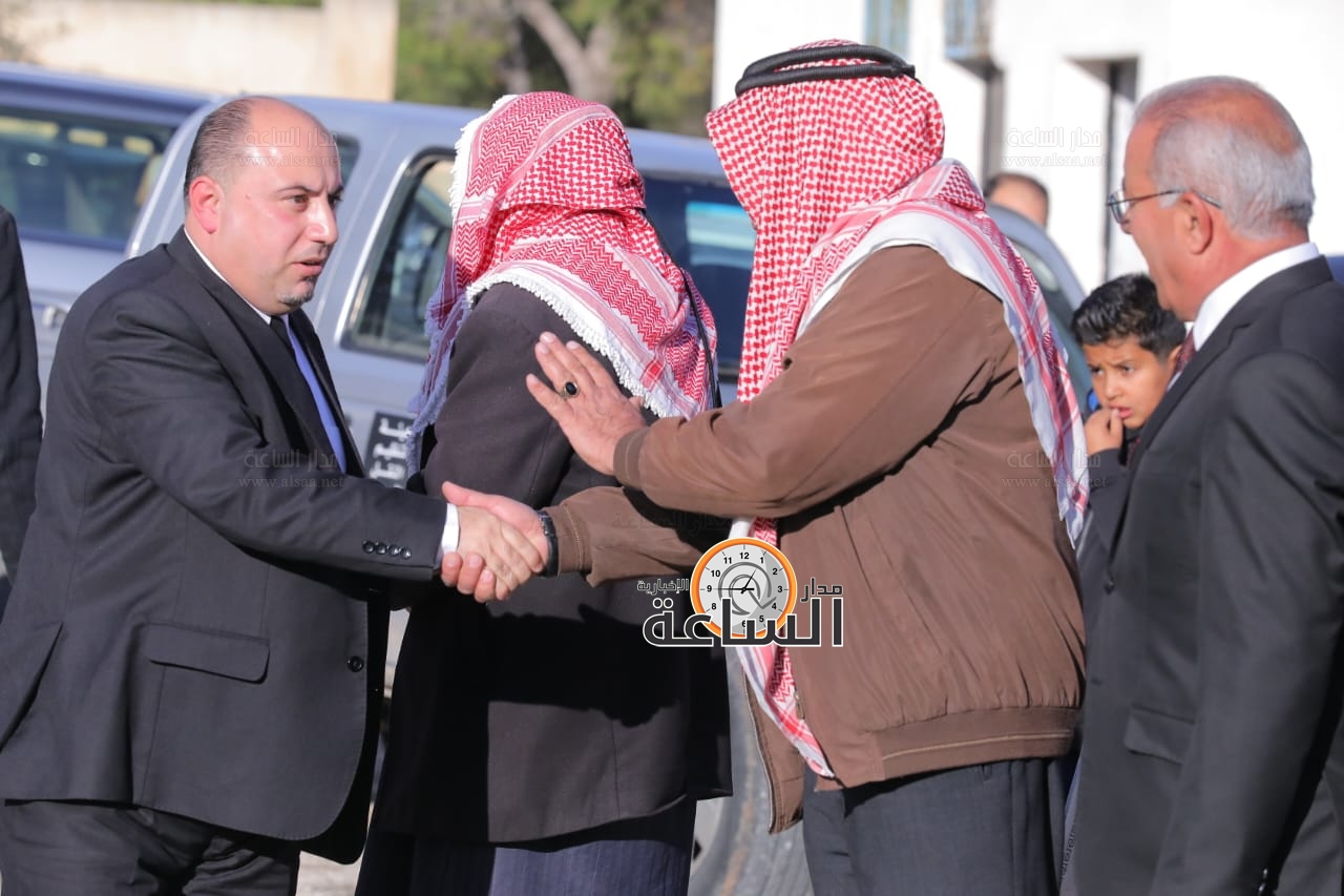 Madar Al-Saa Images 0.15024077238809408