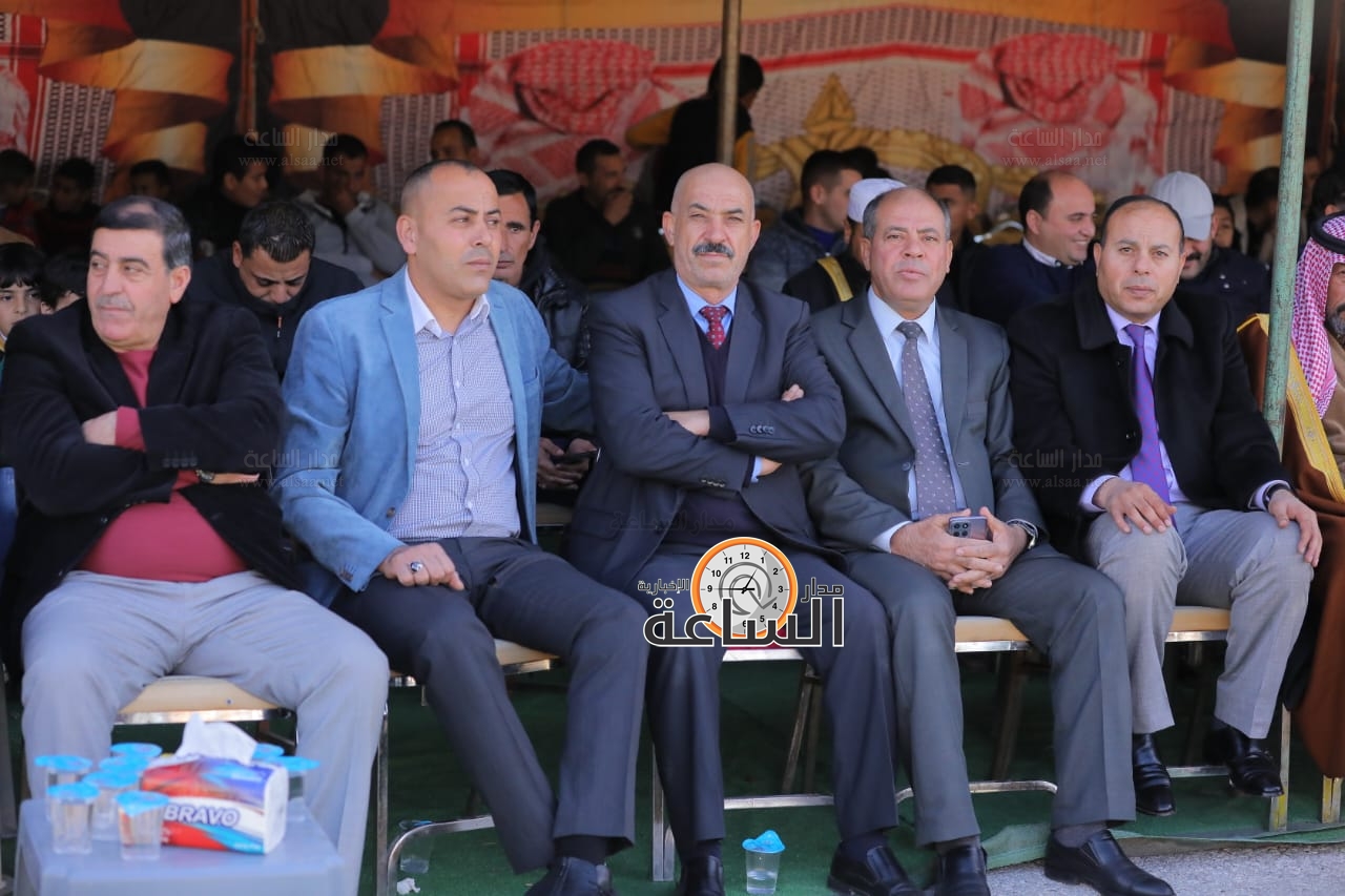 Madar Al-Saa Images 0.7176173796374596