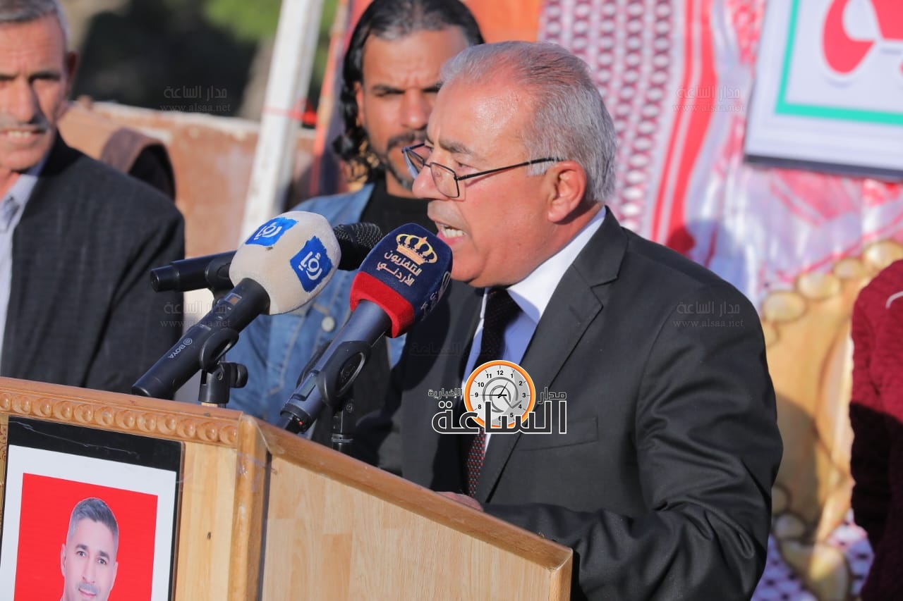 Madar Al-Saa Images 0.11125943588563425