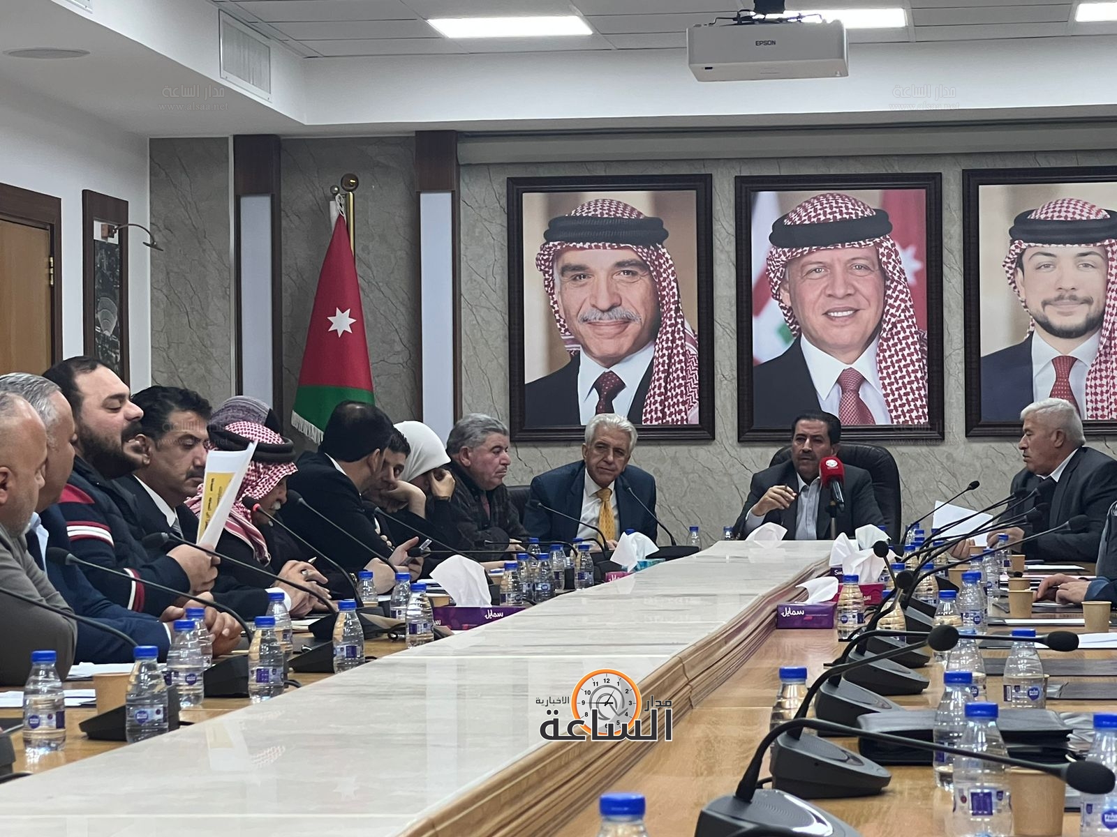 Madar Al-Saa Images 0.4886289403116948