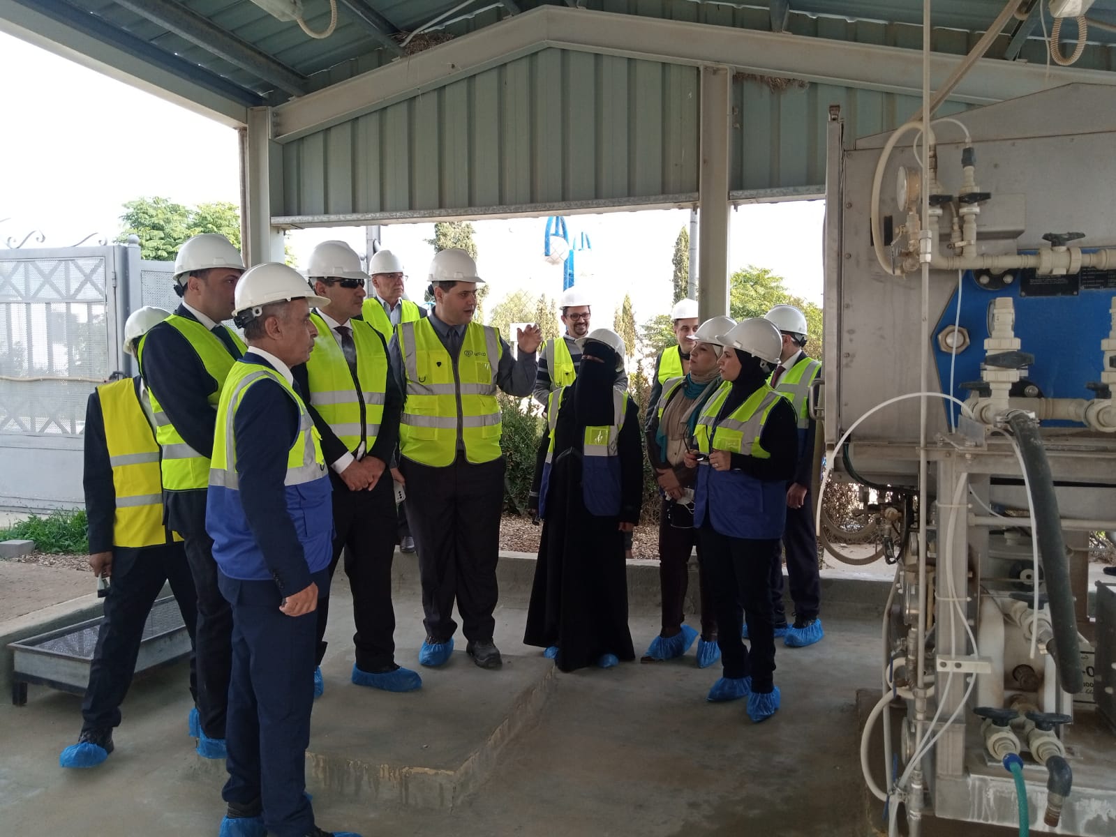 Madar Al-Saa Images 0.45848300849284174