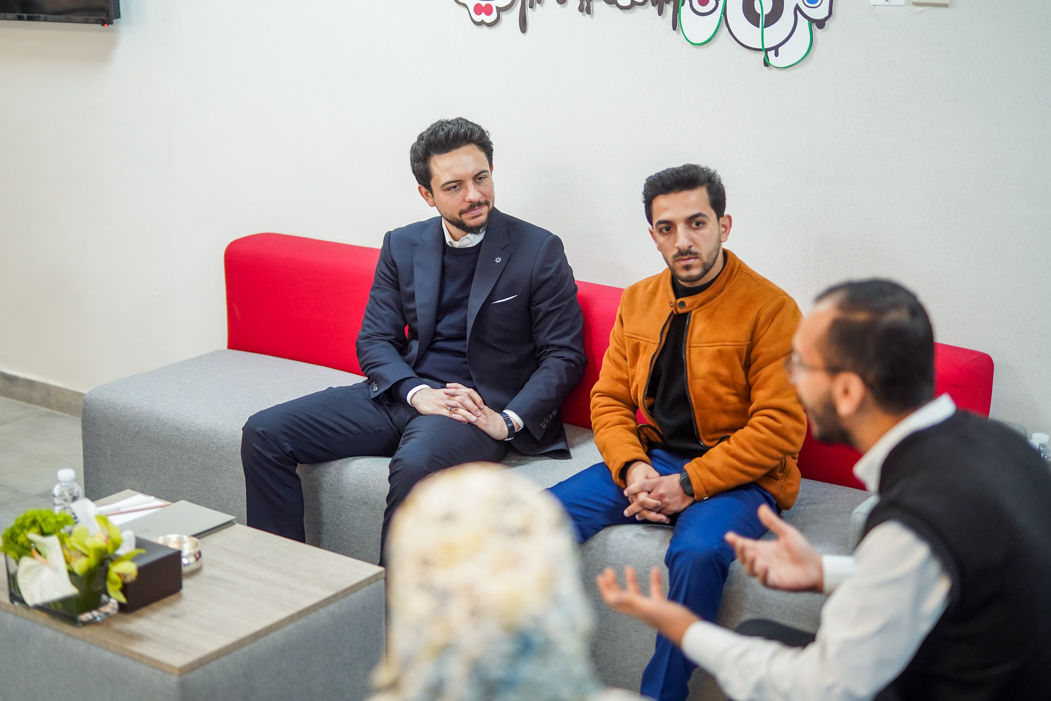 Madar Al-Saa Images 0.7193745910613072