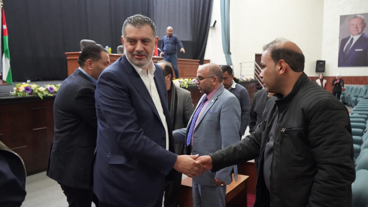 Madar Al-Saa Images 0.9262488131748929