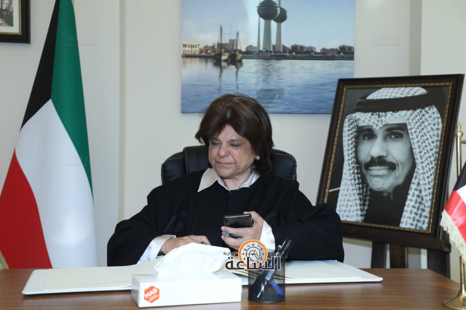 Madar Al-Saa Images 0.9975689408774107