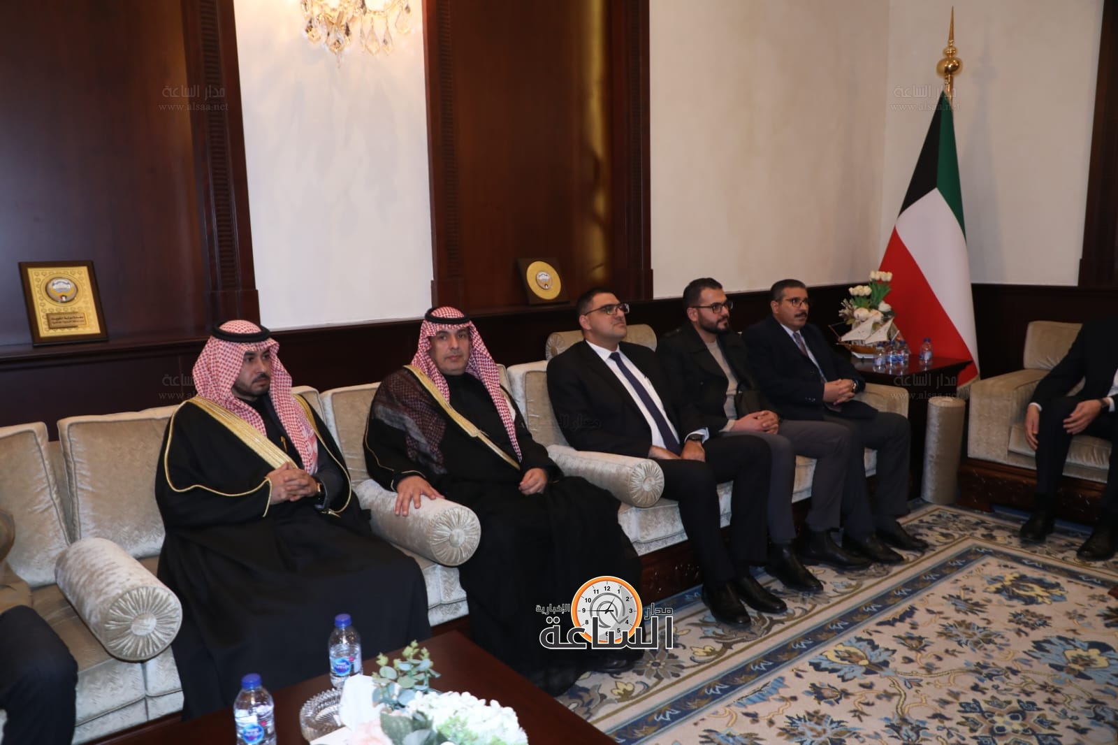 Madar Al-Saa Images 0.06939858443733082