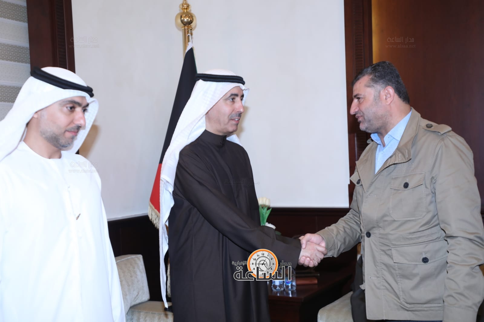 Madar Al-Saa Images 0.3695841279991441