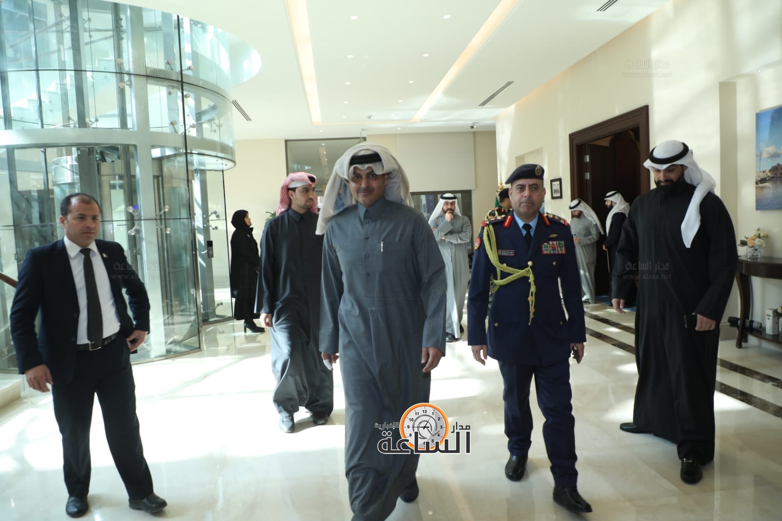 Madar Al-Saa Images 0.416372812696441