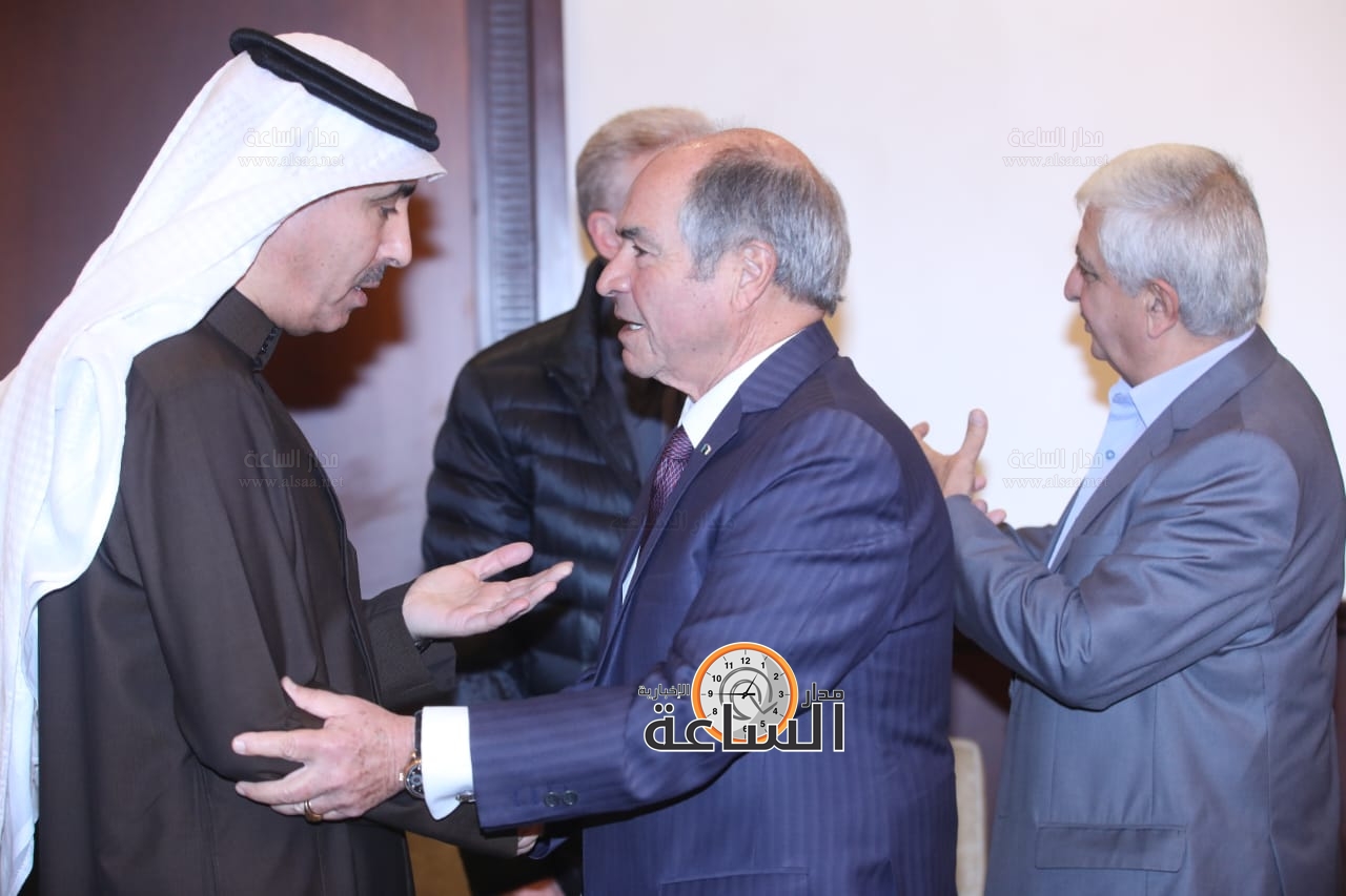 Madar Al-Saa Images 0.6406318635928634