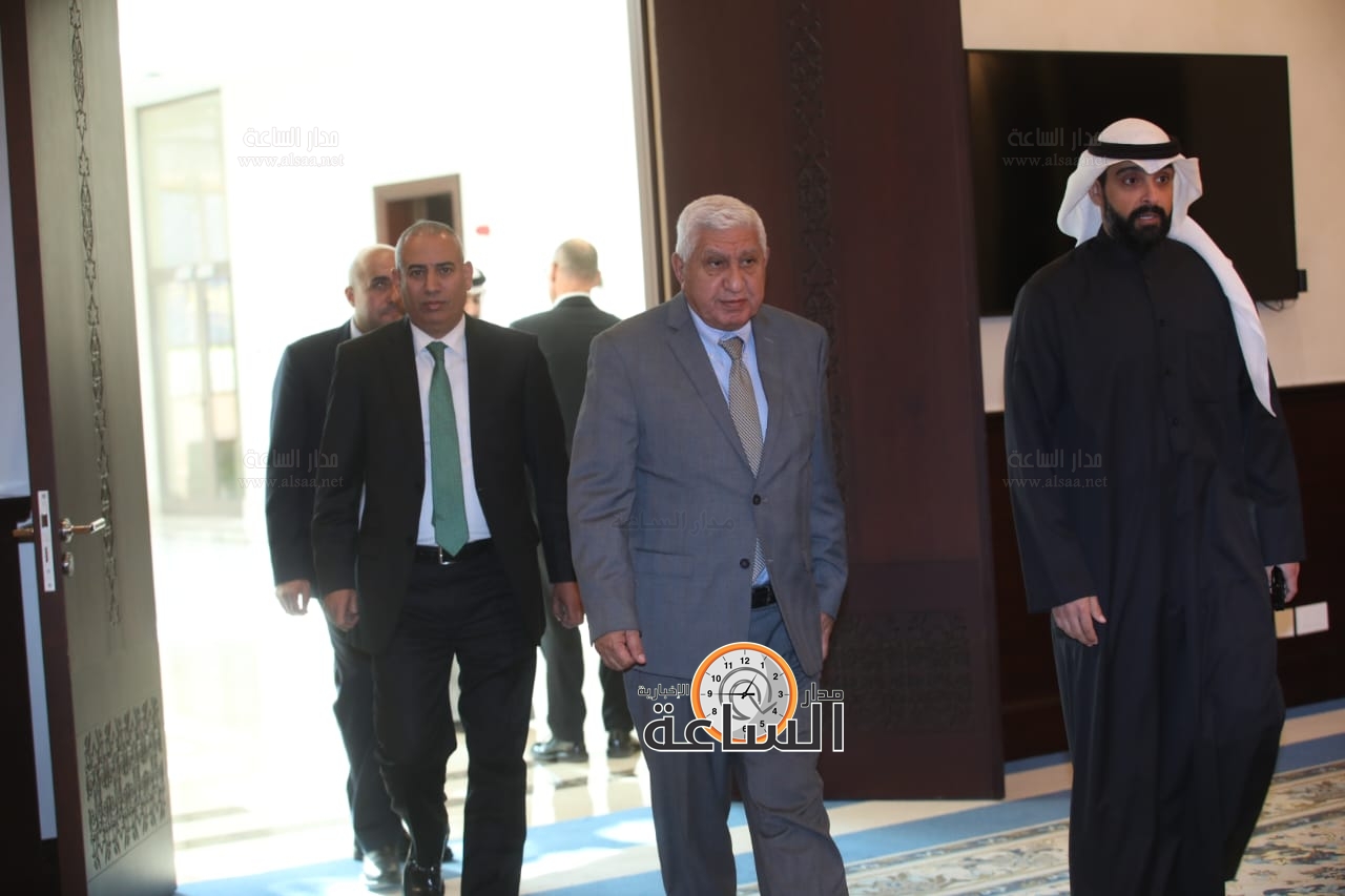 Madar Al-Saa Images 0.007213525272189214