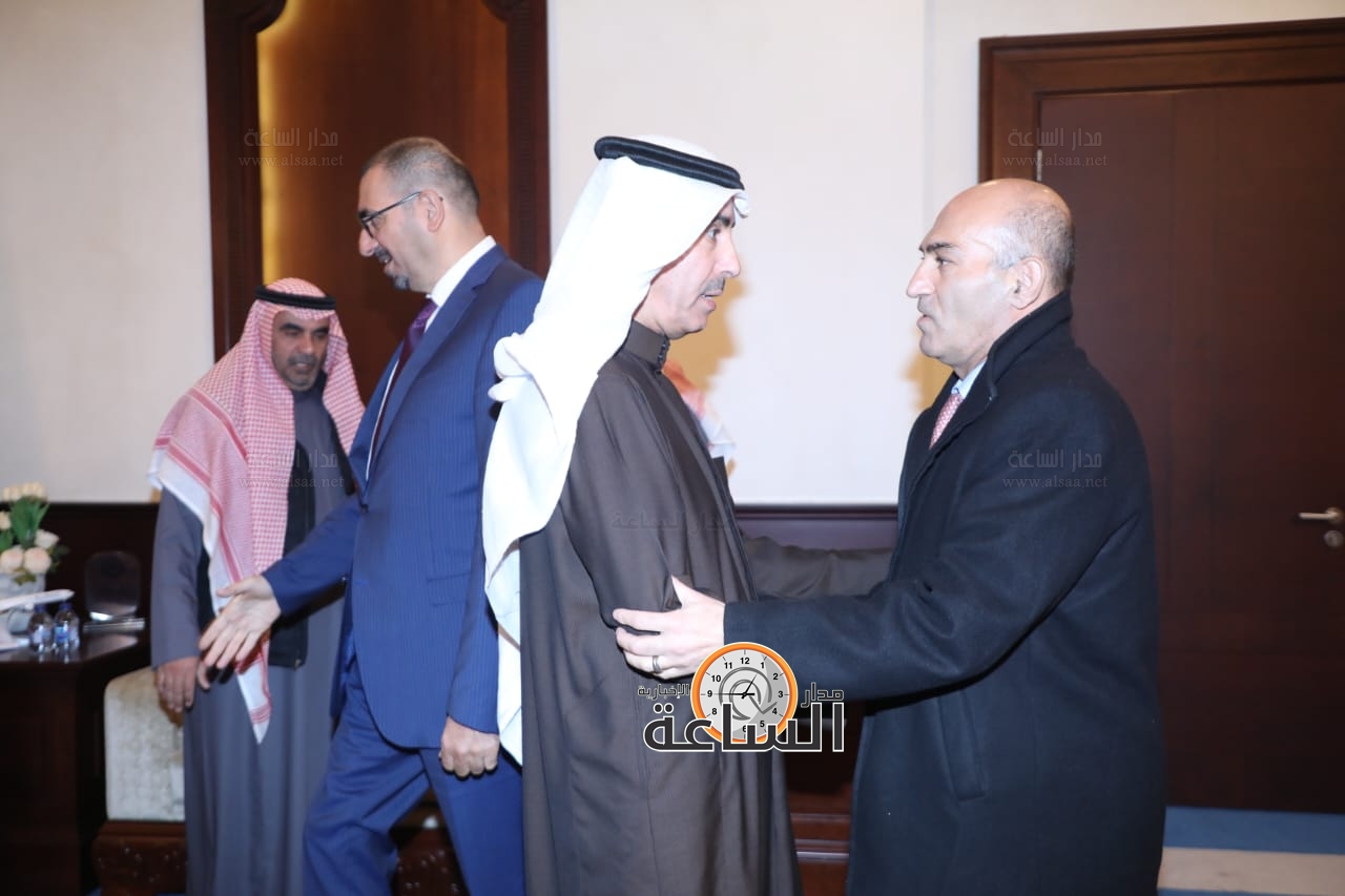 Madar Al-Saa Images 0.24321688546132658