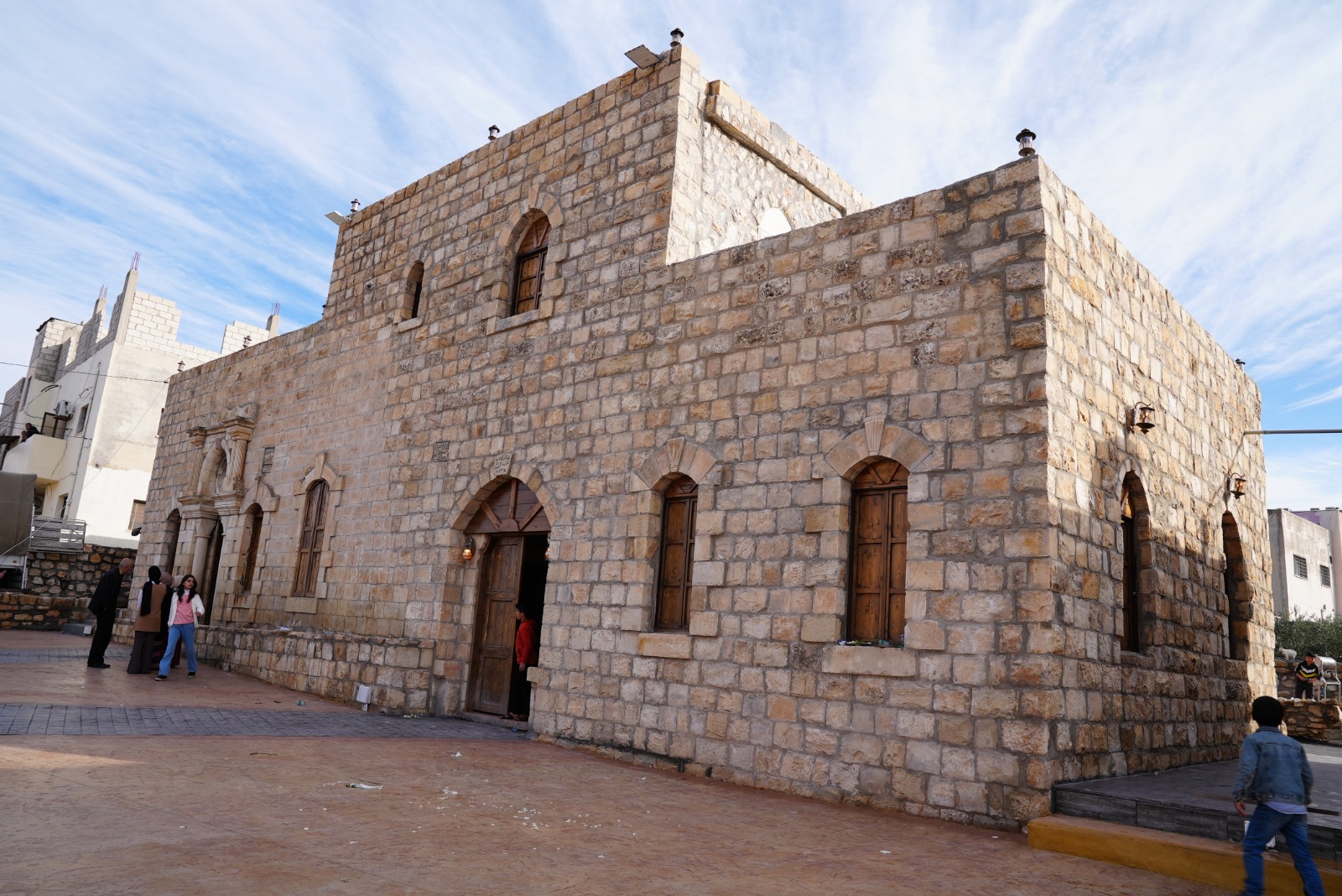 Madar Al-Saa Images 0.5316075123091188