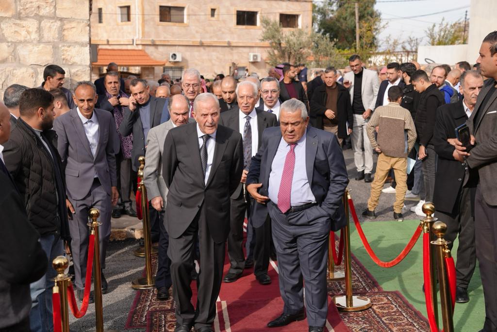 Madar Al-Saa Images 0.4010865960529766