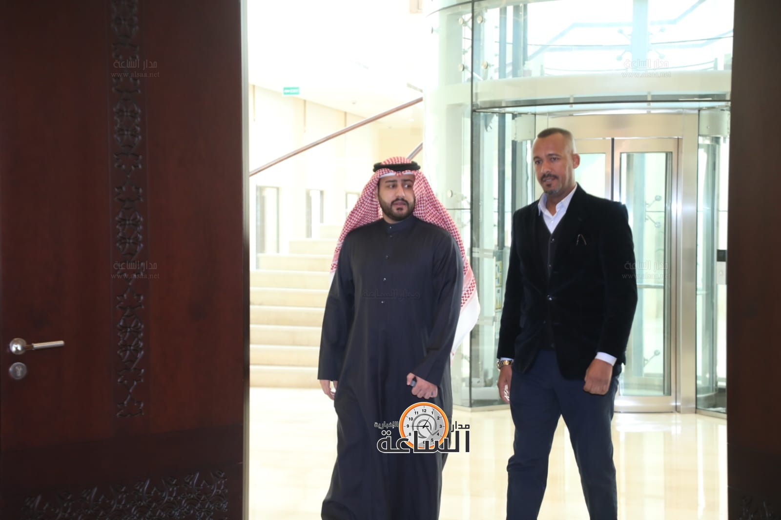 Madar Al-Saa Images 0.9565754833706801