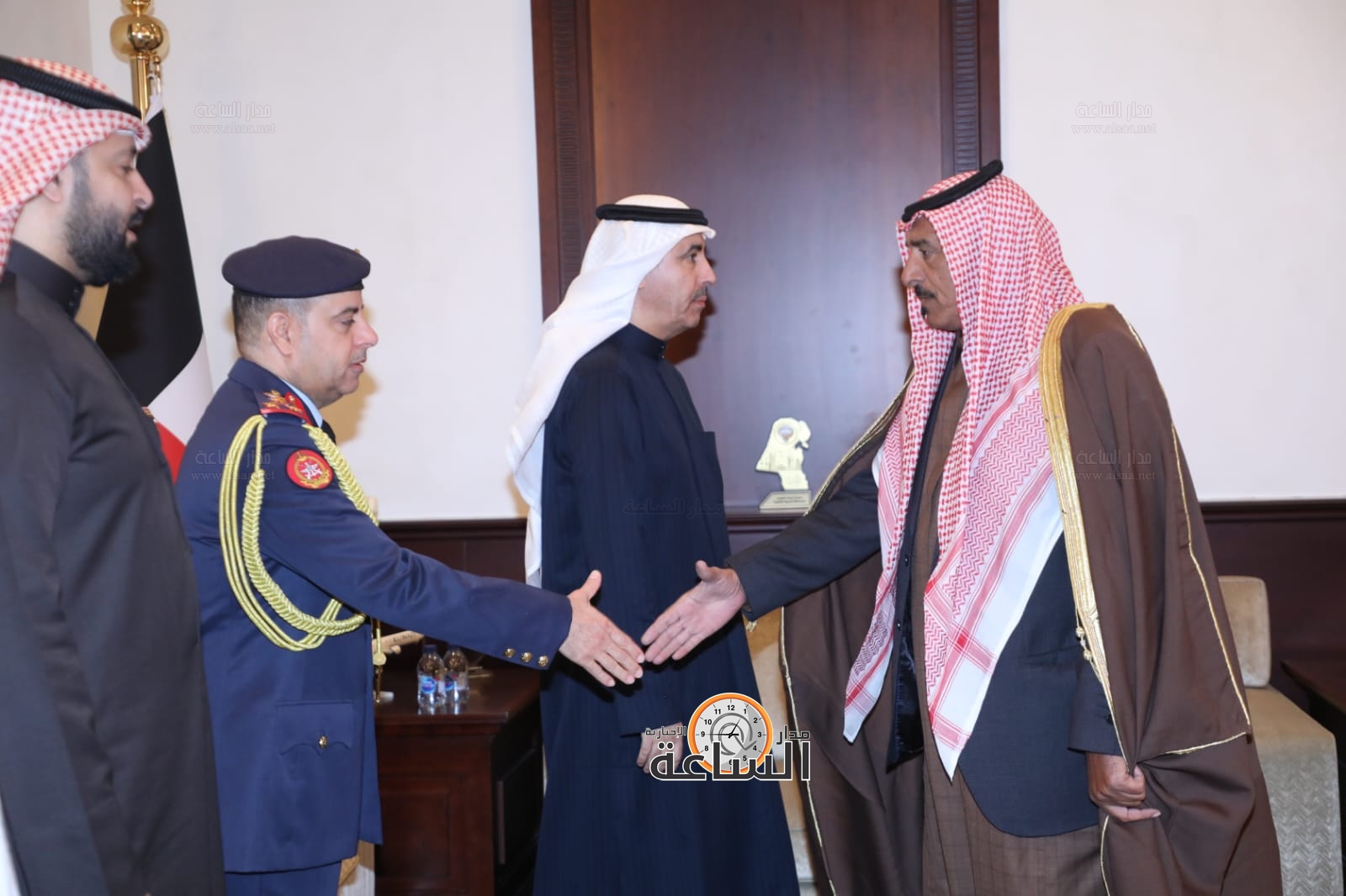 Madar Al-Saa Images 0.32716408595656055