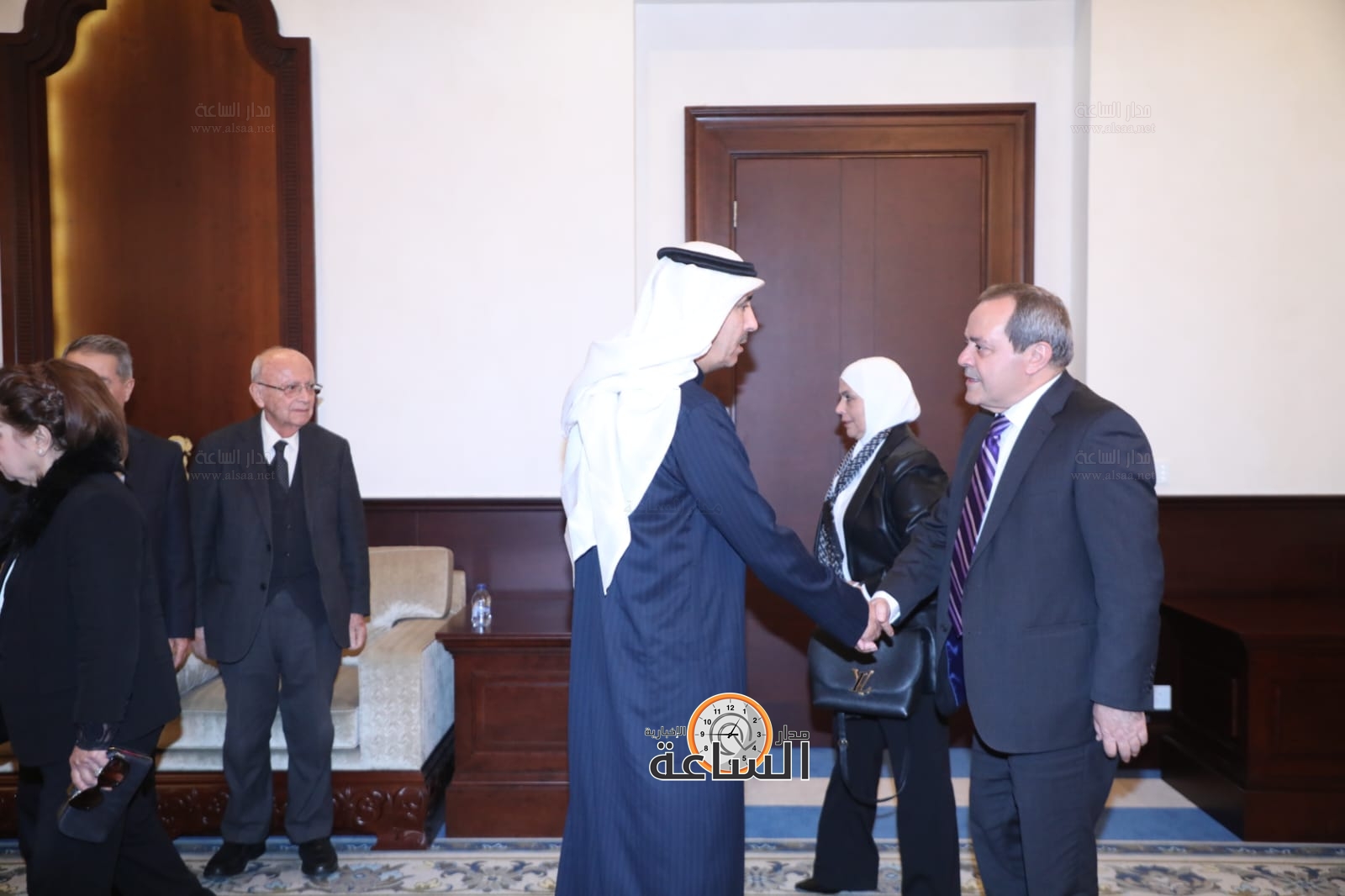 Madar Al-Saa Images 0.07746807491410501