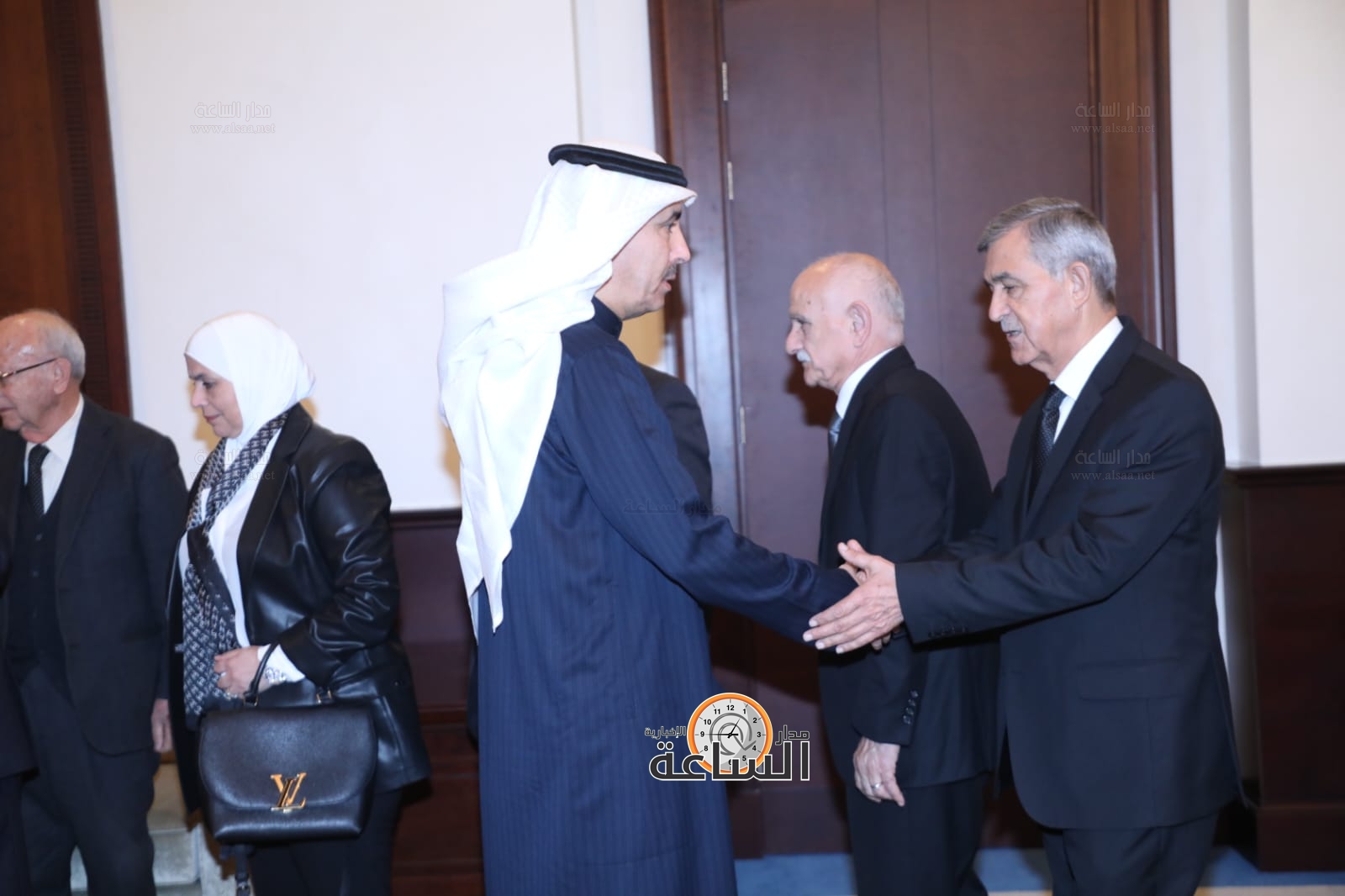 Madar Al-Saa Images 0.579882165631918