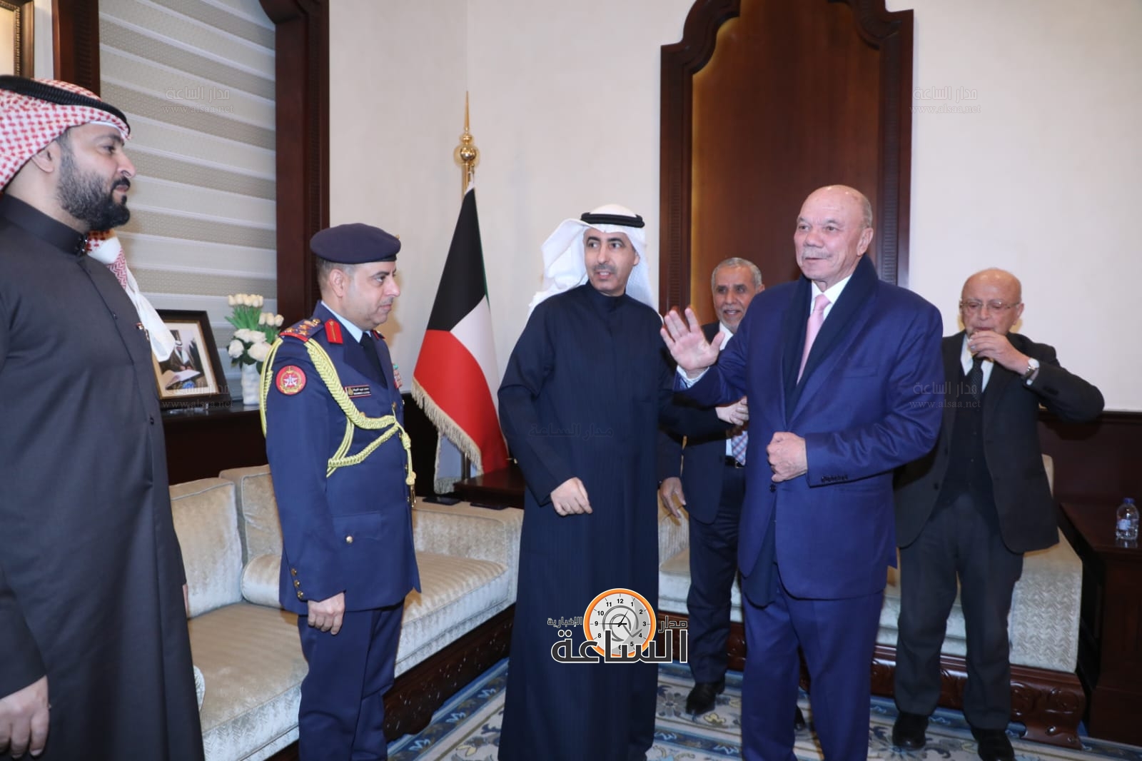 Madar Al-Saa Images 0.8408112533261423