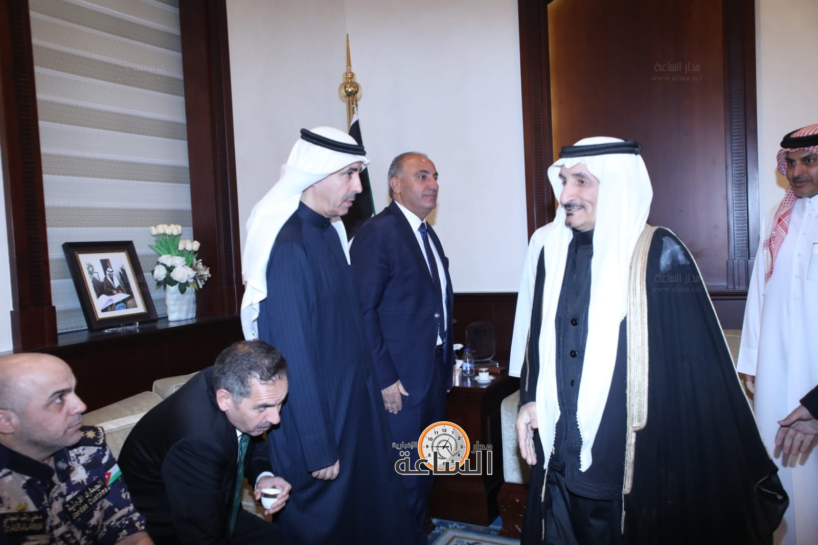 Madar Al-Saa Images 0.9238889628886278