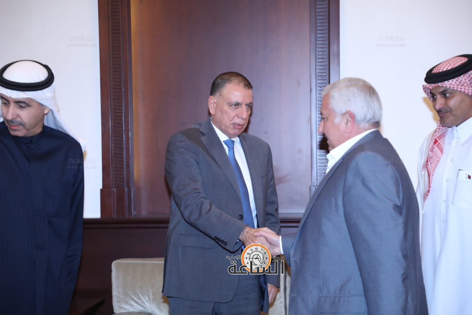 Madar Al-Saa Images 0.804514196956017