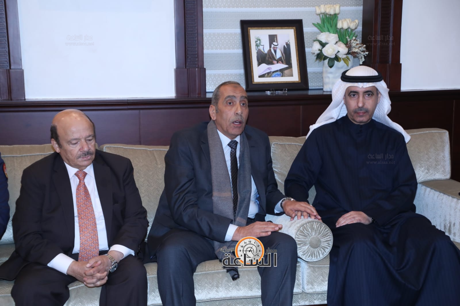 Madar Al-Saa Images 0.9501735132288607