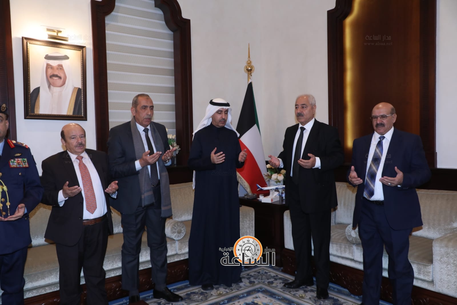 Madar Al-Saa Images 0.816906251541023