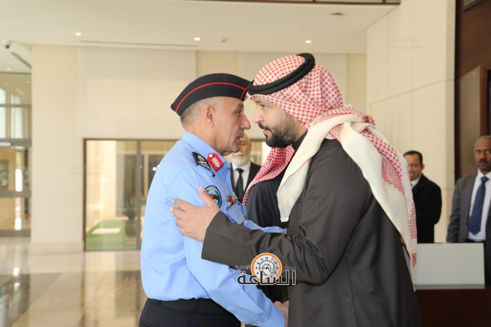 Madar Al-Saa Images 0.40075543559883964