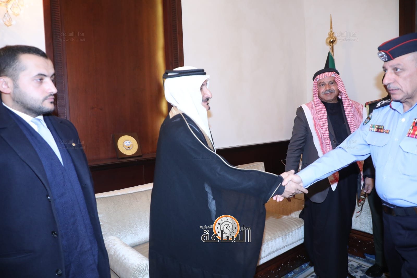 Madar Al-Saa Images 0.5171663947155787