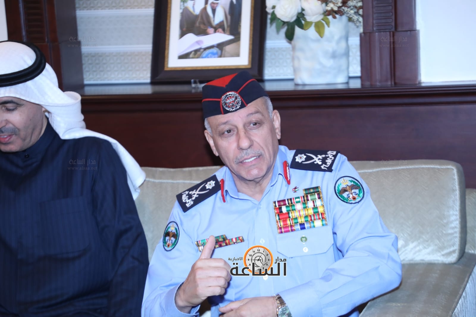 Madar Al-Saa Images 0.6522159367961087