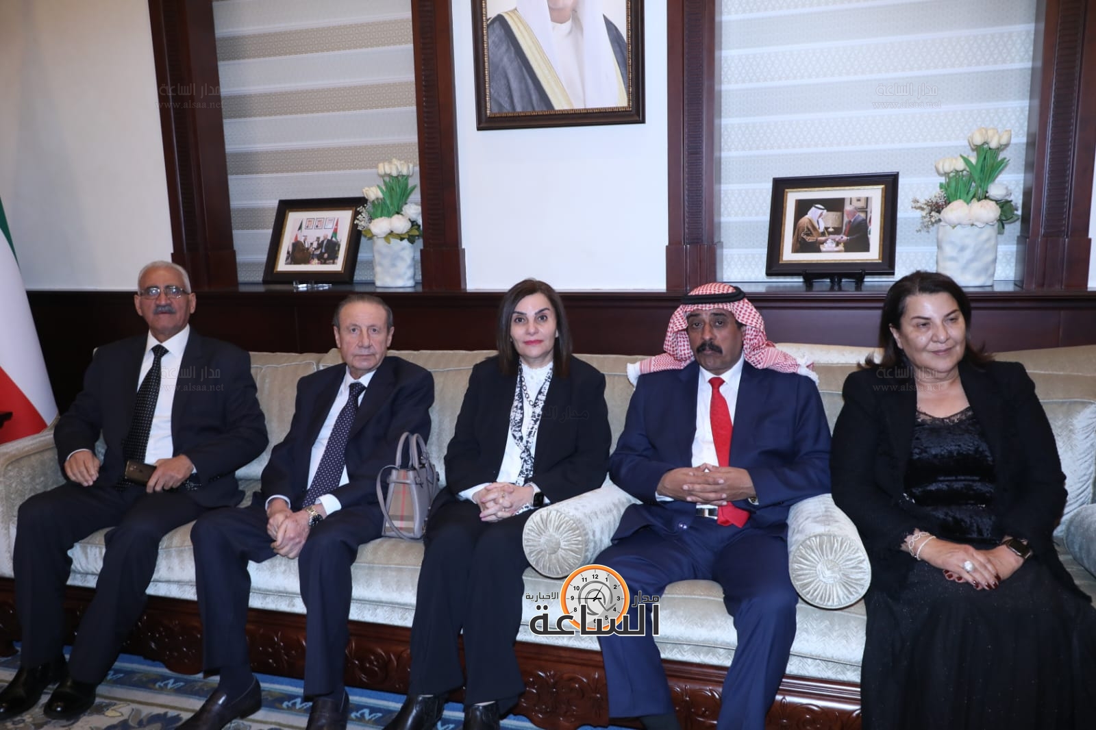 Madar Al-Saa Images 0.2125080512183175